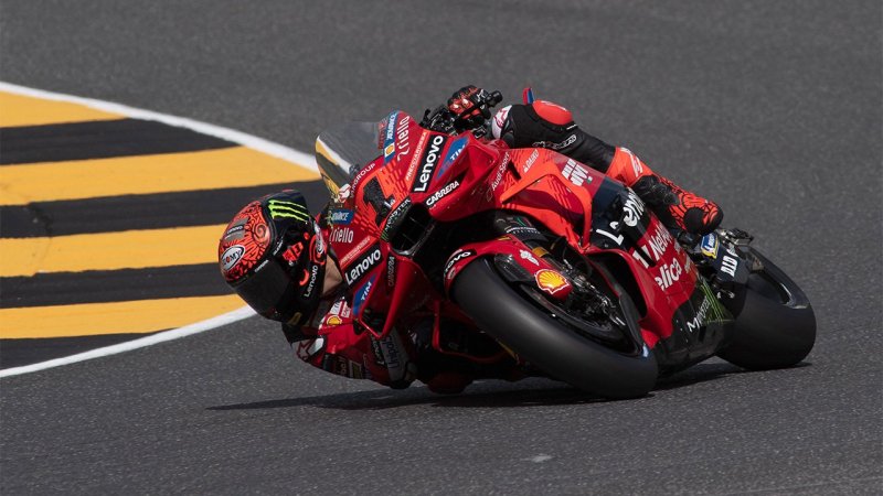 Bagnaia mit Start-Ziel-Sieg beim Sprint in Assen