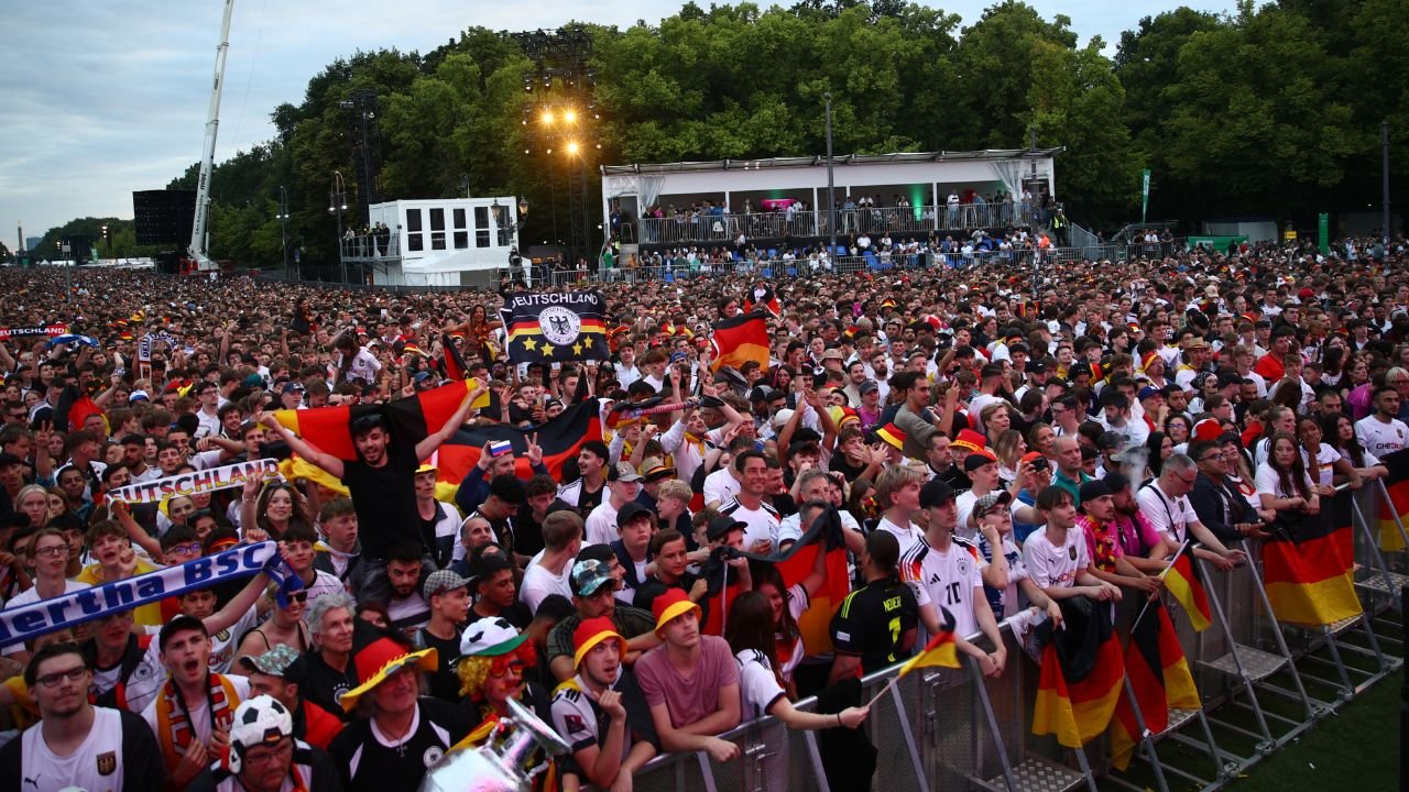 Großer Andrang: Deutsche EM-Fanzonen werden erweitert