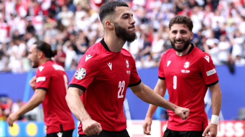 Hütter und Monaco angeln sich wohl EM-Shootingstar