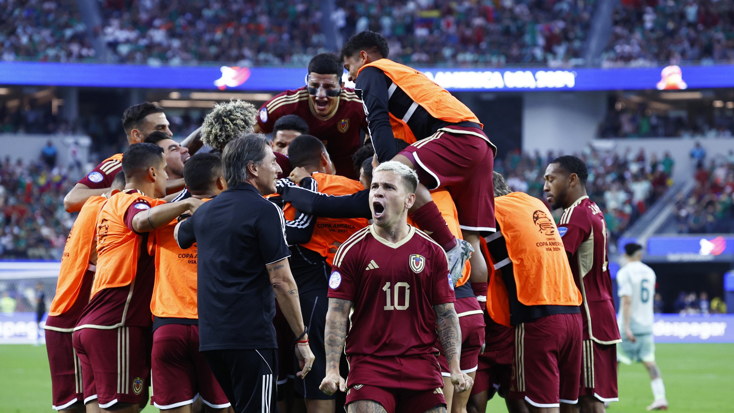 Viertelfinale! <a href='/de/daten/news/venezuela/' class='tag'>Venezuela</a> schlägt Mexiko