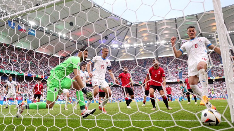 Gruppe F: Dreikampf um Plätze hinter Portugal