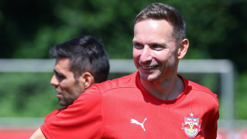 Lijnders will mit Salzburg "attraktiven Fußball bieten"