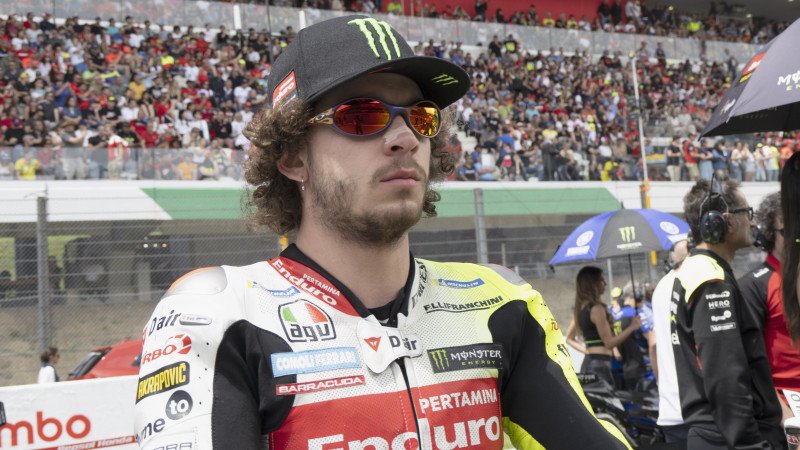 <a href='/de/daten/news/aprilia/' class='tag'>Aprilia</a> vervollständigt Fahrerpaarung für 2025