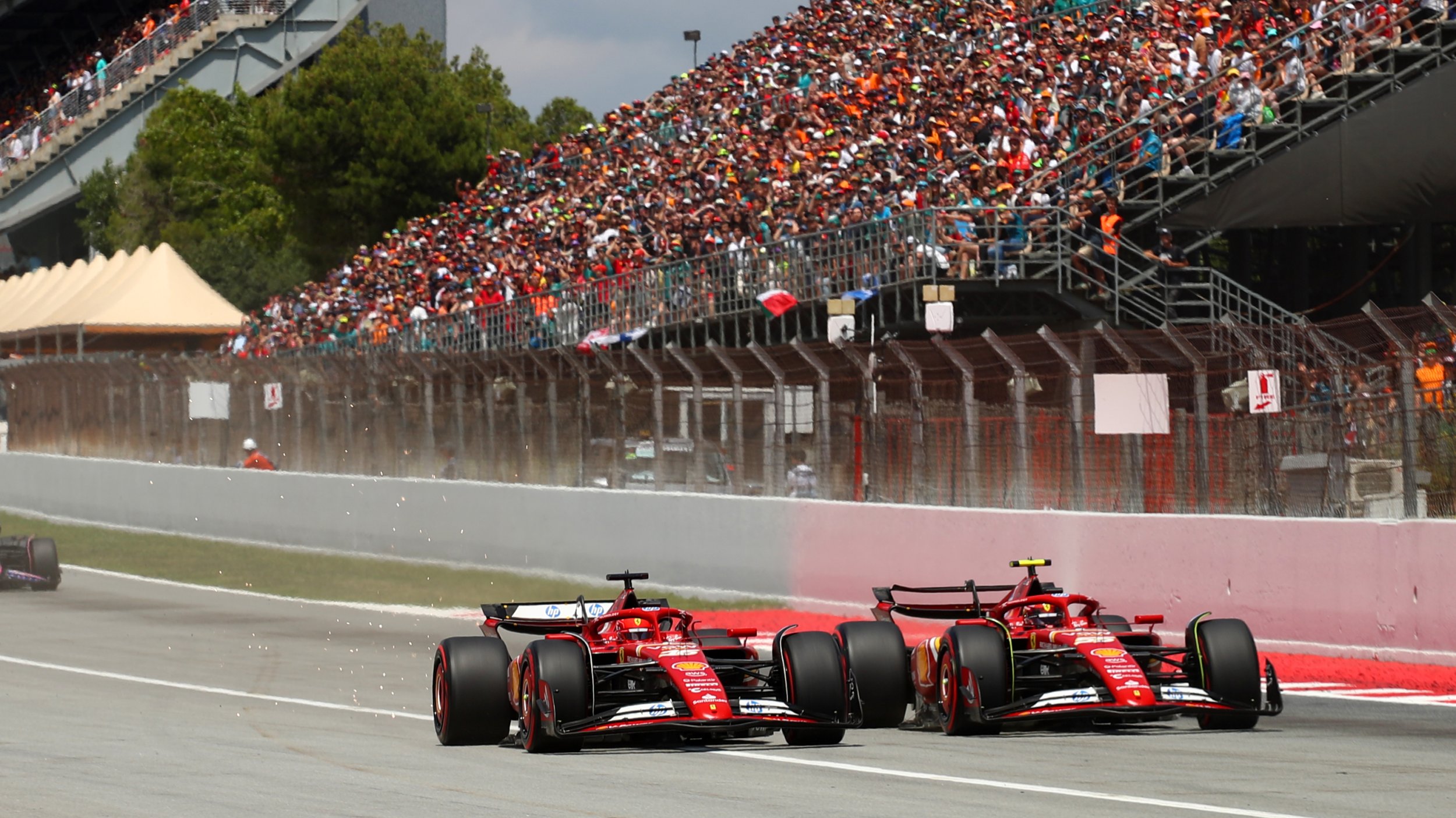Stress bei <a href='/de/daten/news/ferrari/' class='tag'>Ferrari</a>: Leclerc und Sainz geraten aneinander