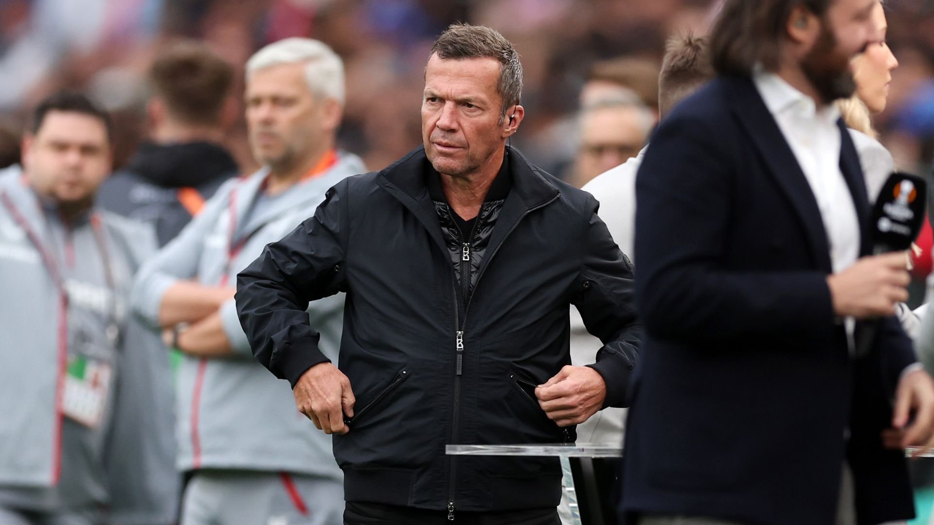 Matthäus: <a href='/de/daten/news/fussball/georgien/' class='tag'>Georgien</a>-Goalie wäre "würdiger Neuer-Nachfolger"