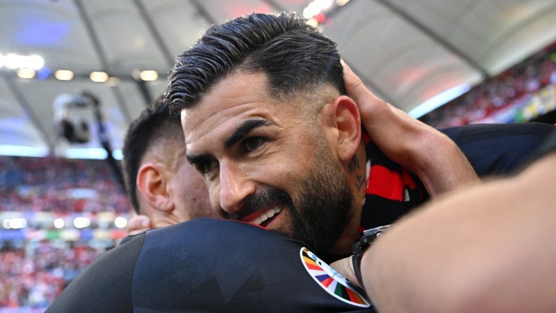 Albaniens Daku entschuldigt sich für Schlachtrufe