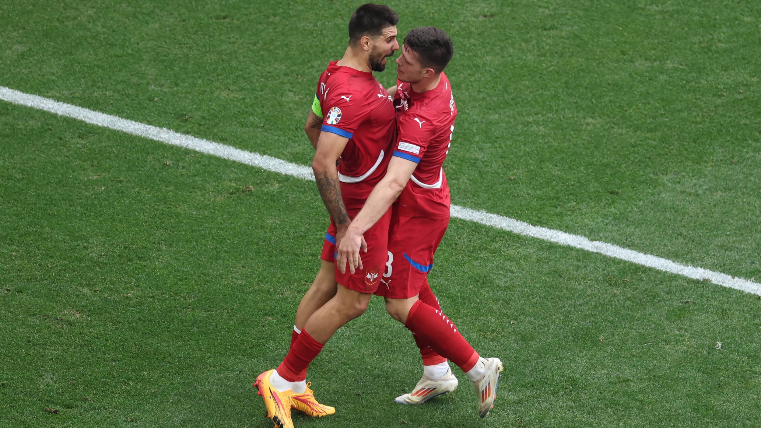 Jovic hält Serbiens EM-Hoffnungen am Leben