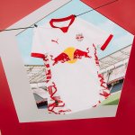 Erstmals mit PUMA: So sieht Salzburgs neues Heimtrikot aus