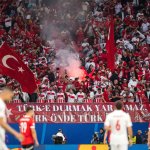 EURO 2024: Türkei-Ultras rufen zu Wolfsgruß auf