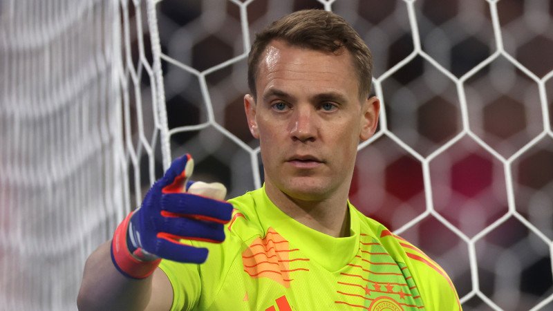 DFB-Goalie Neuer verschiebt Entschluss um Rücktritt