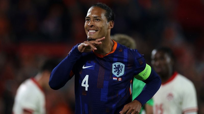 Saudi-Klub lockt Van Dijk mit Rekord-Angebot