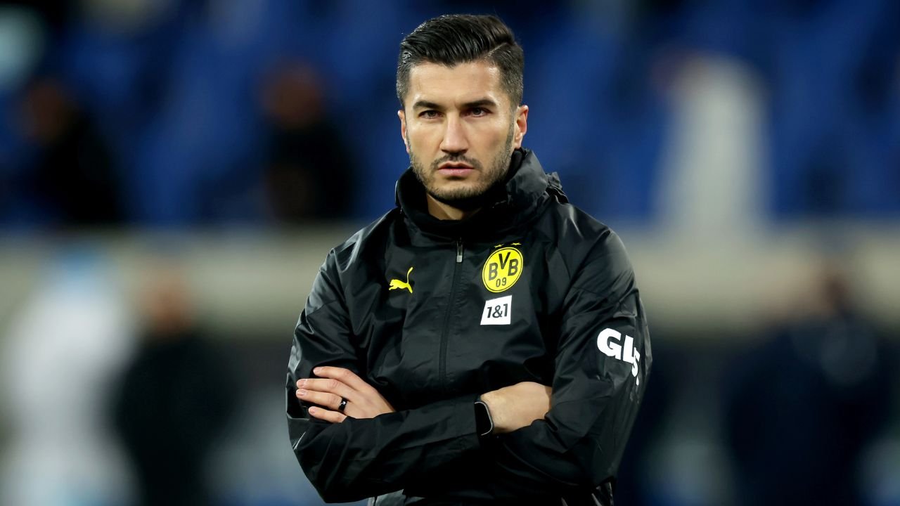 <a href='/de/daten/news/fussball/borussia-dortmund/' class='tag'>Borussia Dortmund</a> präsentiert neuen Cheftrainer