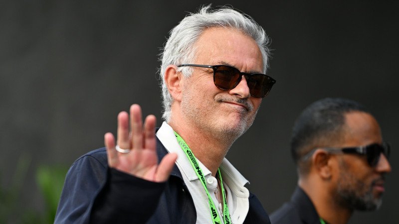 Startrainer Mourinho und Fenerbahce testen in der Südstadt