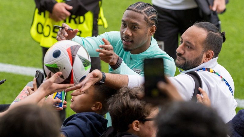 Unterösterreich, Gregorowitsch und drei Maskottchen
