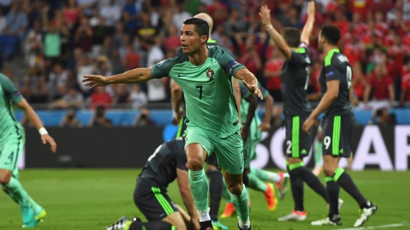 Tränen, Schmerz und Titel: Cristiano Ronaldos EM-Zeitreise