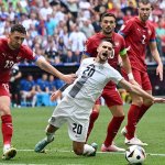 Last-Minute-Tor sei dank: Serbien bejubelt späten Punkt