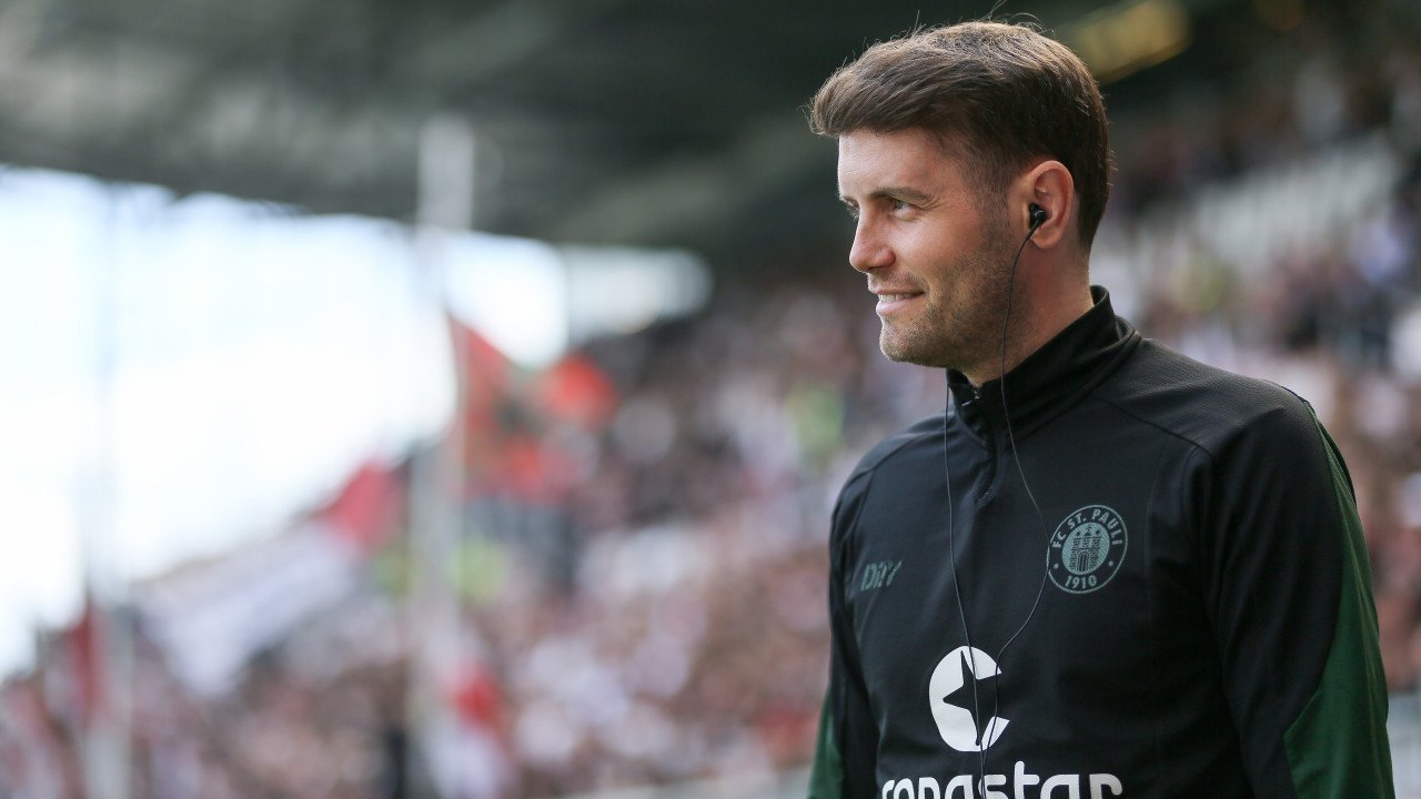 Medien: St. Pauli-Coach erzielt Einigung mit Brighton