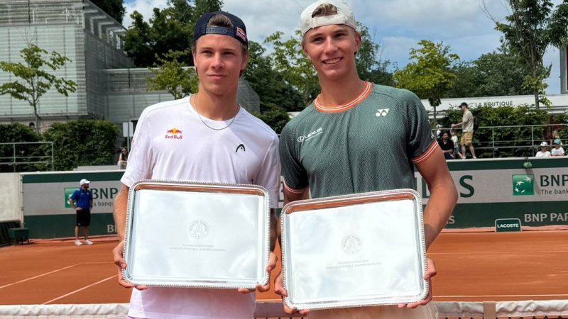 Schwärzler triumphiert bei French Open im Junioren-Doppel