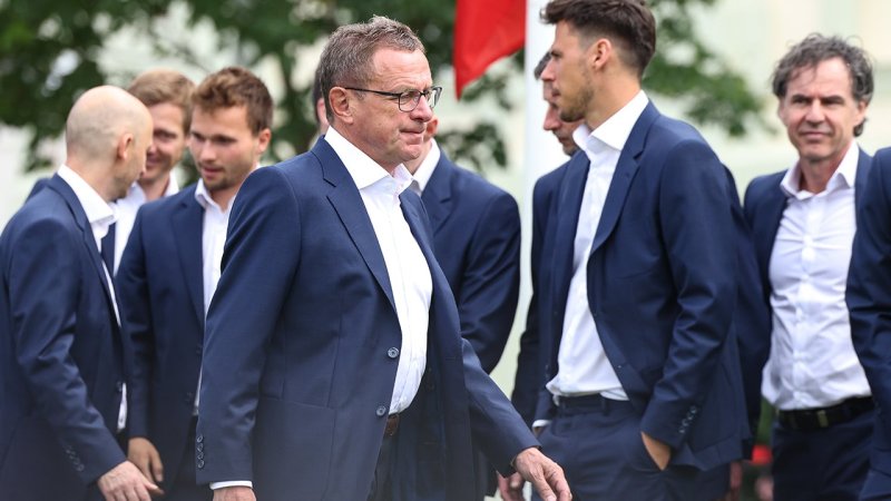 Am Heldenplatz: ÖFB-Team wurde zur EURO verabschiedet