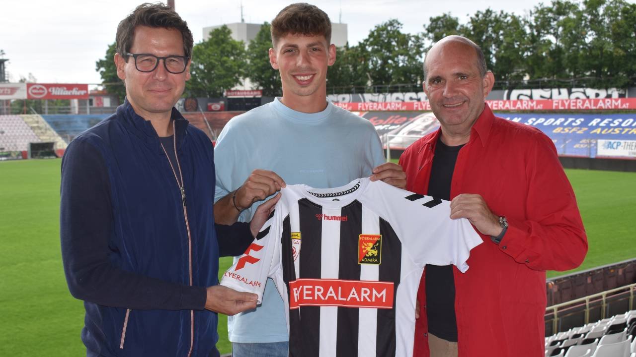 Admira holt Verteidiger von RLO-Vizemeister SR Donaufeld