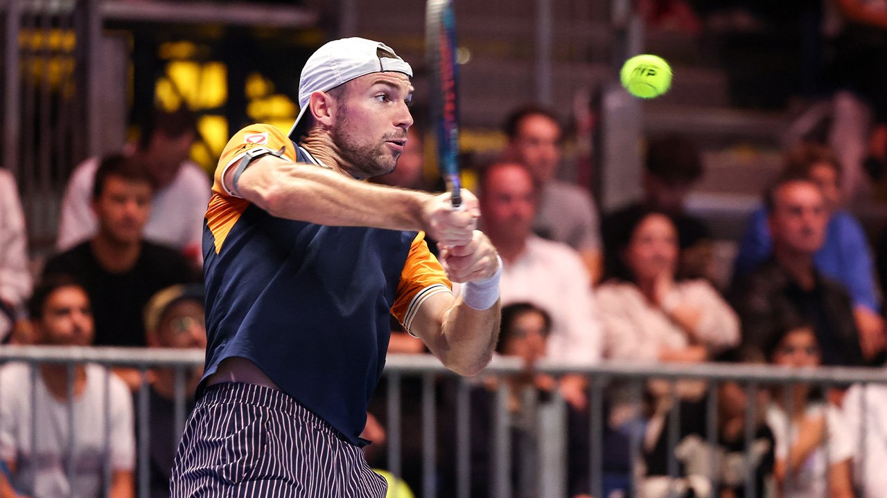 Rodionov meistert Auftakthürde - Novak früh raus