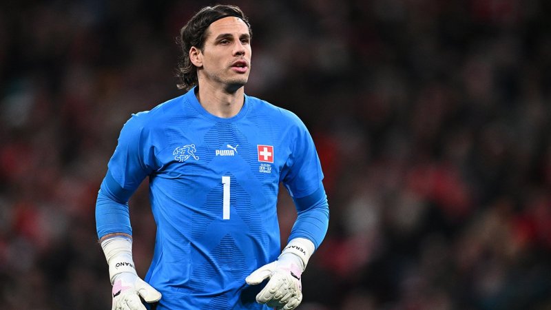 Yann Sommer (35)