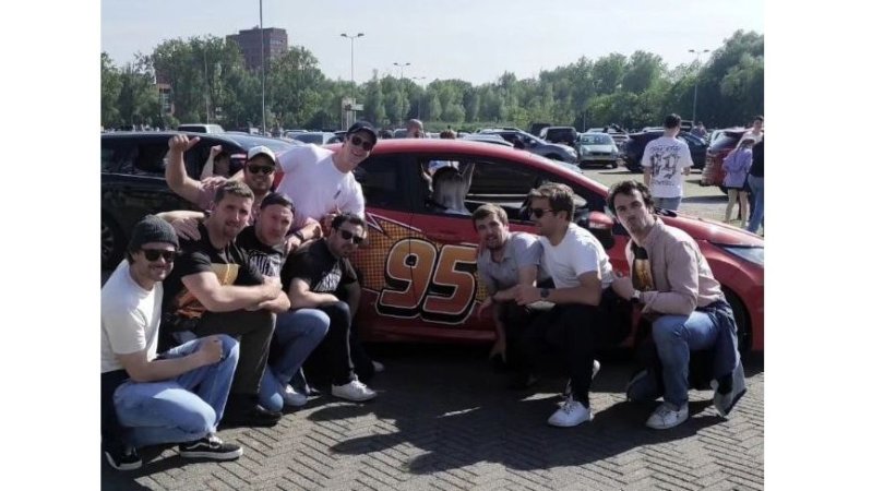 Schluss mit Urlaub! Das war der Sommer der Ski-Stars