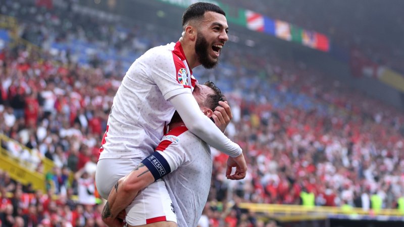 Hütter und Monaco angeln nach georgischem Senkrechtstarter