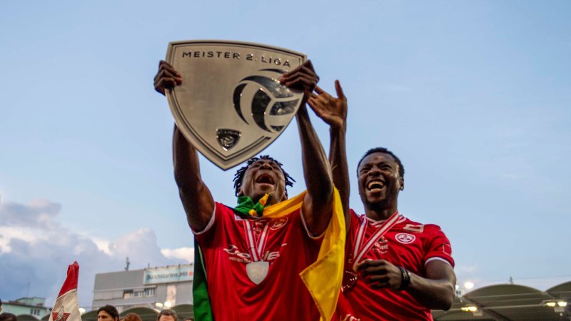 Party in Red! Die besten Bilder der GAK-Meisterfeier