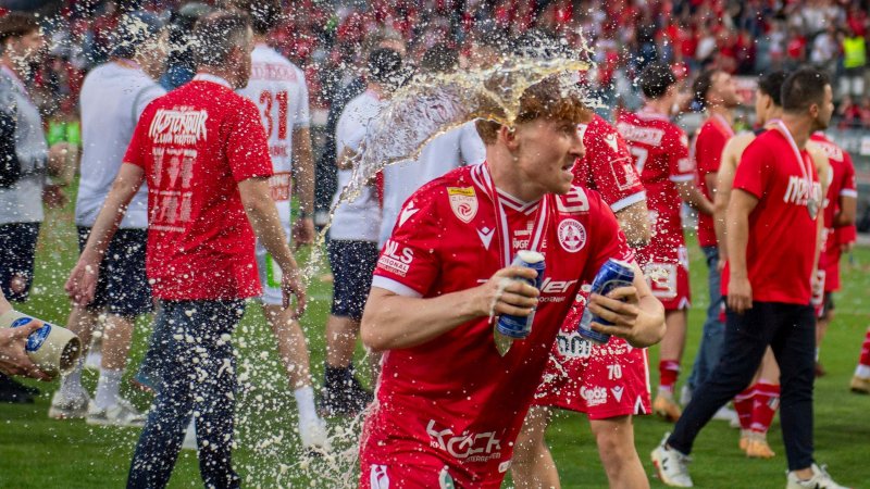 Party in Red! Die besten Bilder der GAK-Meisterfeier