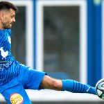 Top-Torjäger verlängert bei Stripfing