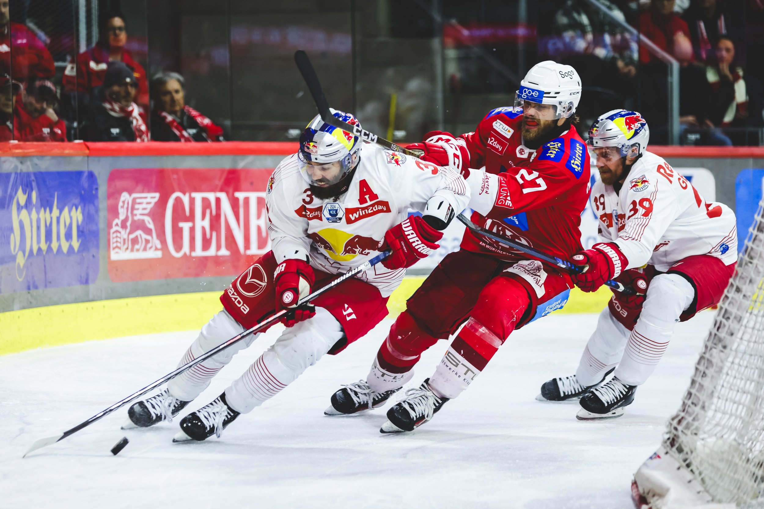 Salzburg und <a href='/de/daten/news/eishockey/kac/' class='tag'>KAC</a> in <a href='/de/daten/news/chl/' class='tag'>CHL</a> gegen Schweizer und Schweden