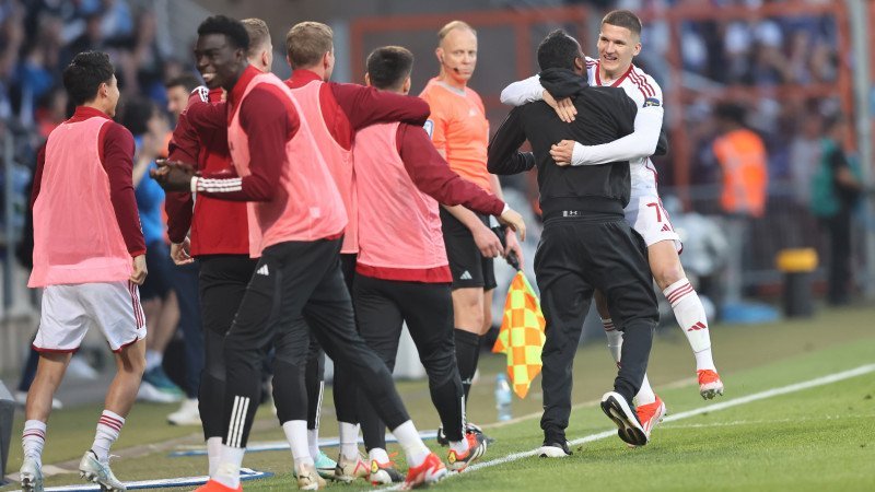 Sieg in Bochum! Düsseldorf stößt Tor zur Bundesliga weit auf