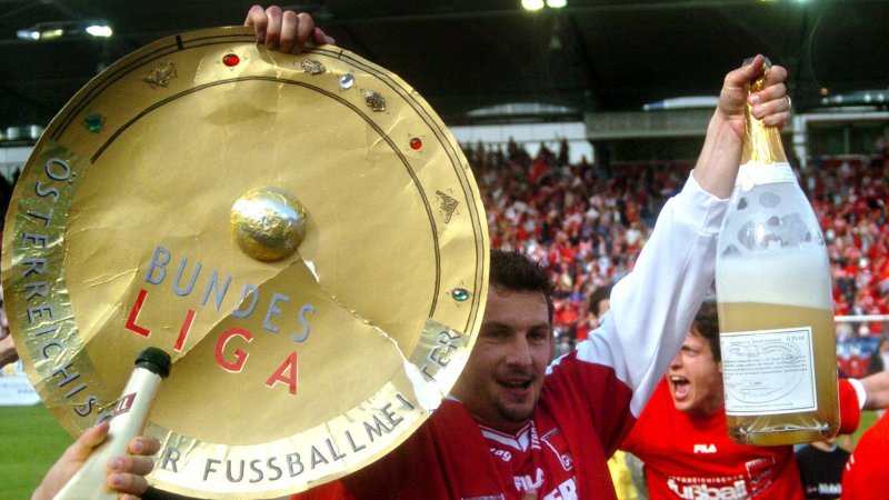 Vor 20 Jahren: Die besten Bilder der GAK-Meisterparty 2004