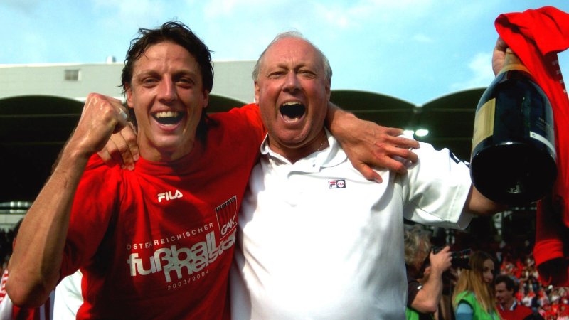 Vor 20 Jahren: Die besten Bilder der GAK-Meisterparty 2004