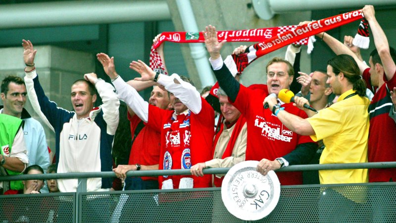 Vor 20 Jahren: Die besten Bilder der GAK-Meisterparty 2004