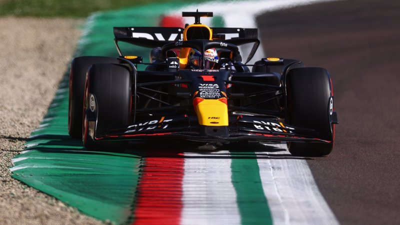 Super-Finish! Verstappen rettet knappen Vorsprung ins Ziel