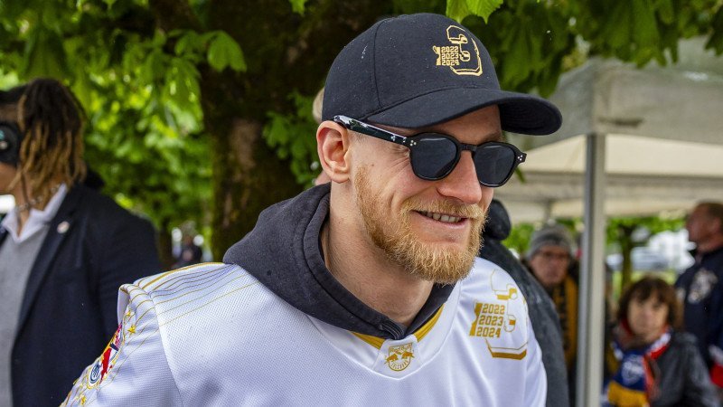 "Eisbullen" halten an österreichischem Nationalspieler fest