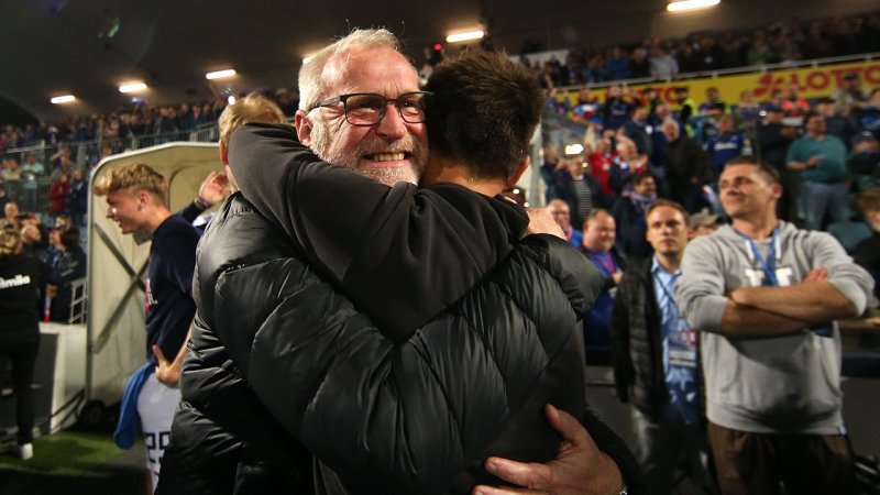 Bilder! So ließ es Holstein Kiel nach dem Aufstieg krachen