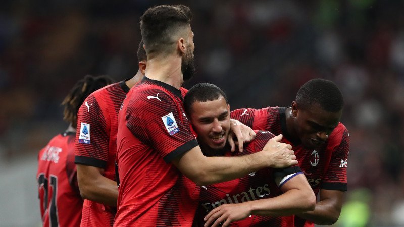 AC Milan fixiert Vizemeistertitel mit Heimsieg über Cagliari