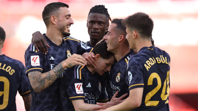 Real gibt sich bei Absteiger Granada keinerlei Blöße