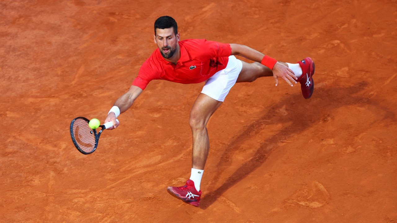 Djokovic steht trotz Startschwierigkeiten in Runde 3 von Rom