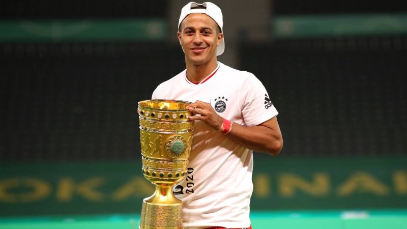 Die 20 Fußballer mit den meisten Klubtiteln