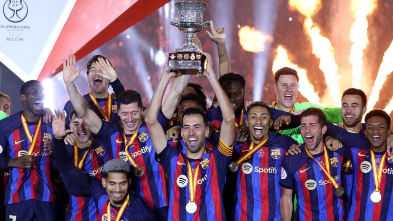 Alaba jagt Messi! Die Kicker mit den meisten Klubtiteln