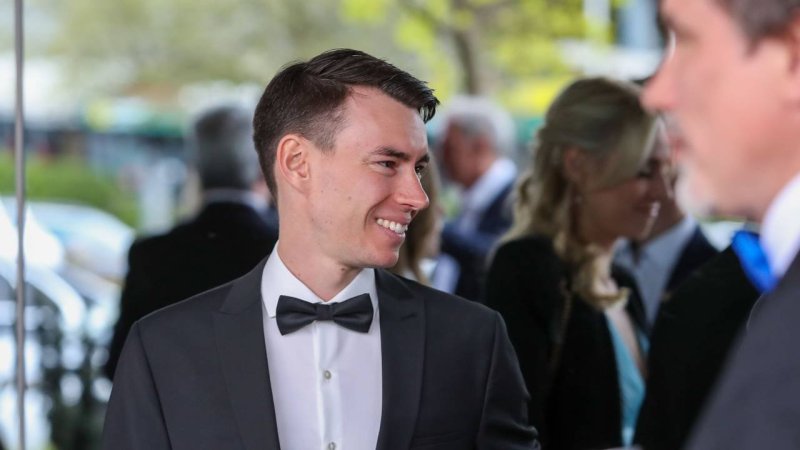 "Eine Riesenehre" - Eigene Schanze für Stefan Kraft