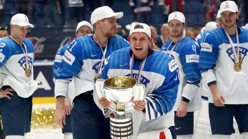 Die Titelträger der bisherigen Eishockey-Weltmeisterschaften