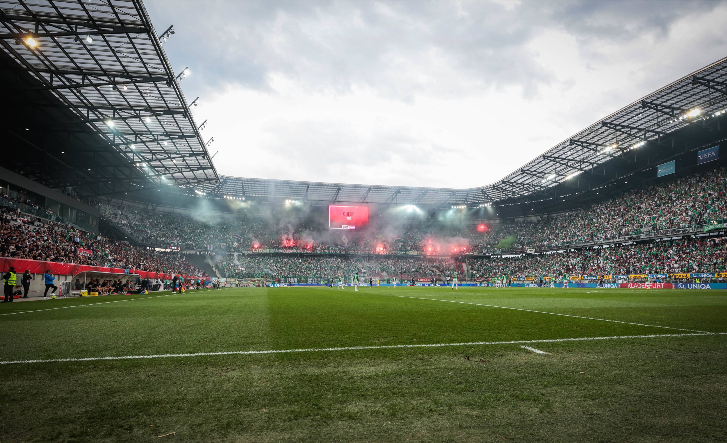 Bei Cup-Finale: Fans verwüsteten Wörthersee-Stadion