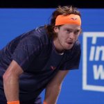 Nach Madrid-Titel: Rublev zu Untersuchungen im Krankenhaus