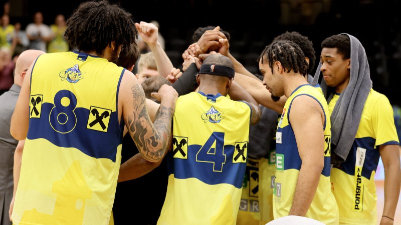 Heimniederlagen für Dukes und Lions zum Halbfinal-Auftakt