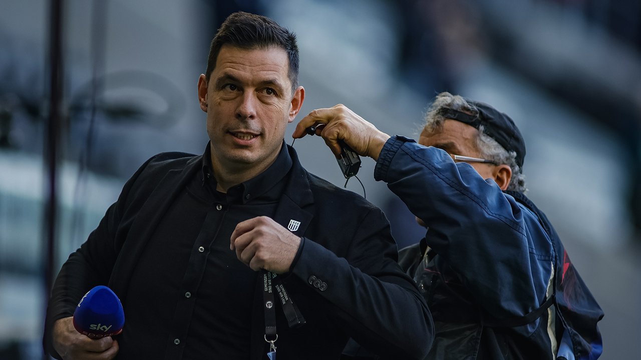 <a href='/de/daten/news/fussball/lask/' class='tag'>LASK</a>-Trainersuche? "Haben mehrere Kandidaten"